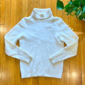 Uniqlo Men’s Premium Lambswool Turtleneck Sweater